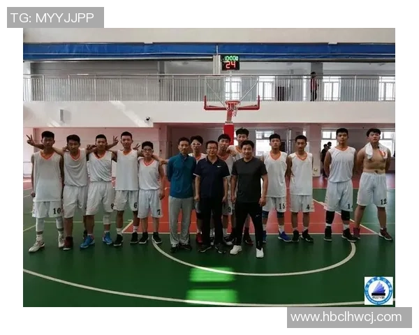 赛后分析：重庆篮球队与杭州篮球队的表现与状态对比探讨